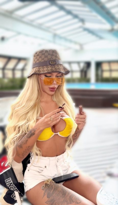 Stella Vasconcellos 29