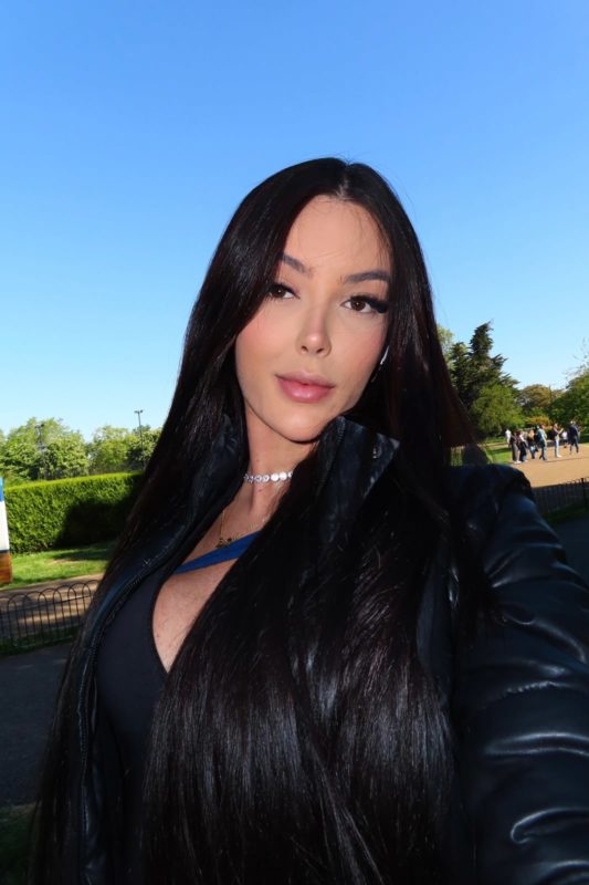 Talia Ninfetinha 52