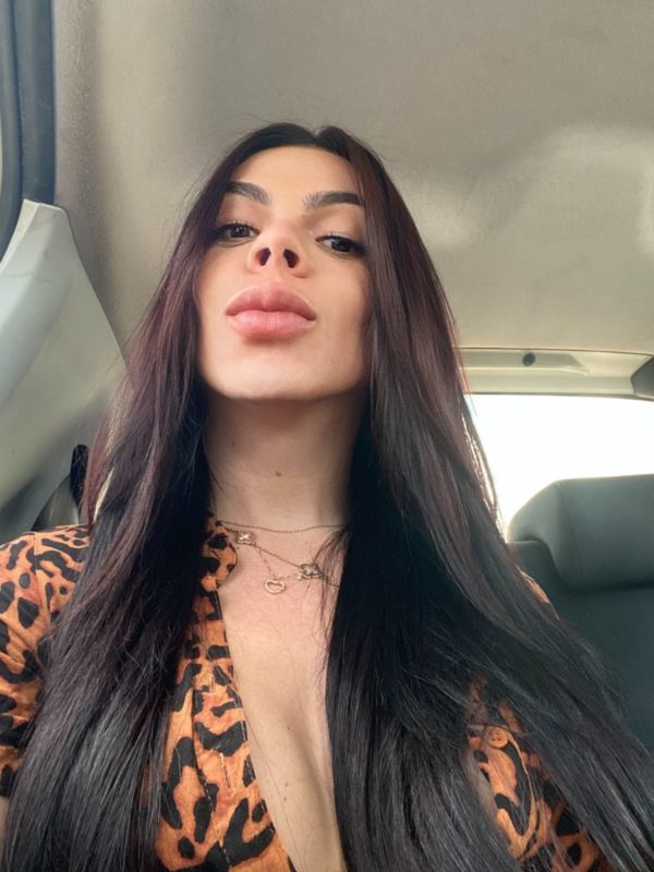Larissa Alencar 12