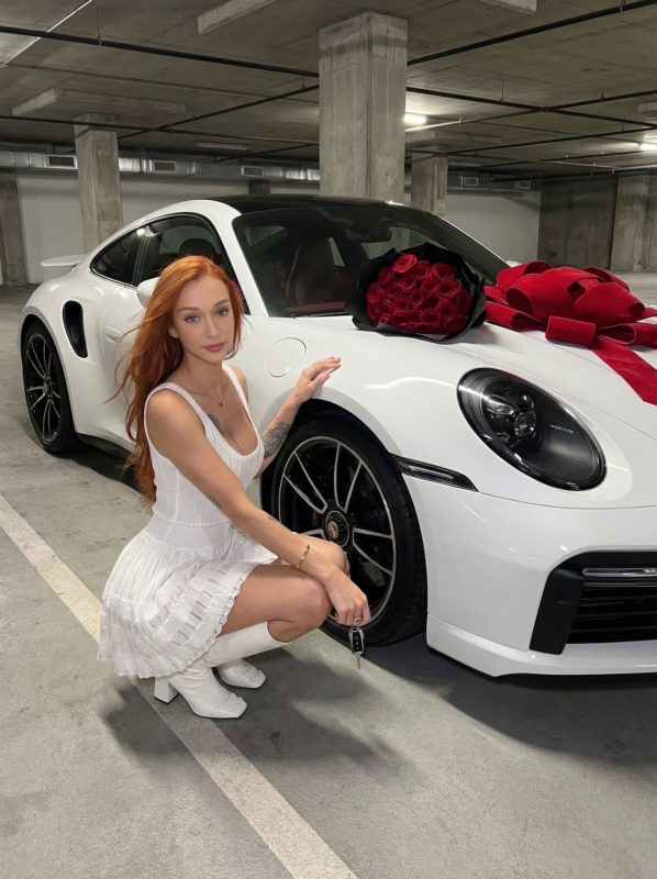 Bianca Romanoff 27