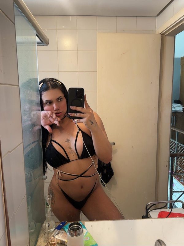 Vic Araújo 32