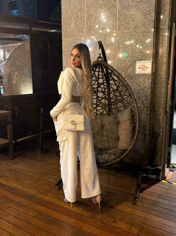 Ariella Dantas 15