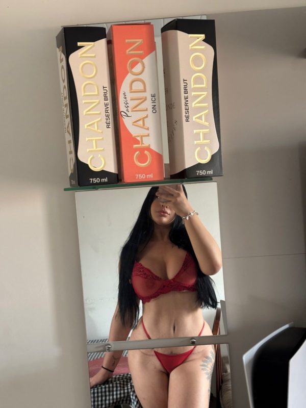 Kayane Martins 82