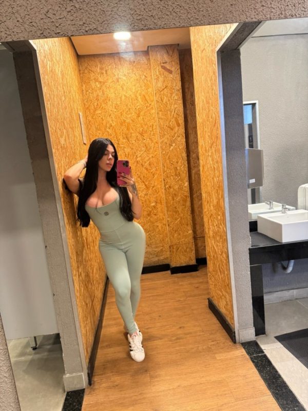 Larissa Alencar 6