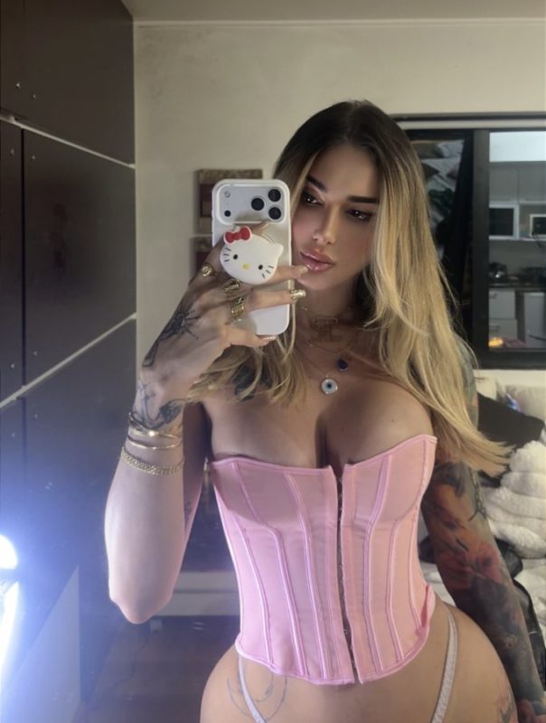 Ariella Dantas 6