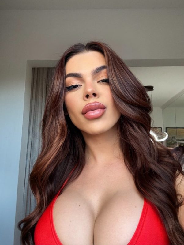 Larissa Alencar 2