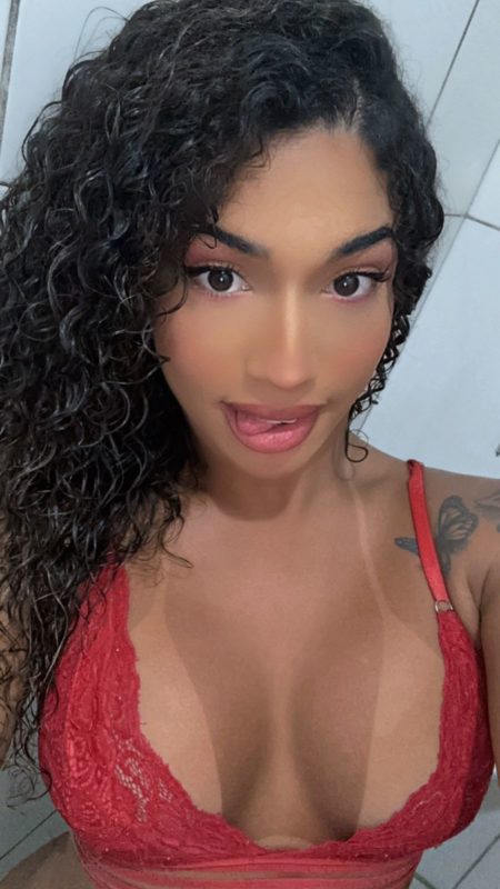 Novinha Cacheada 4
