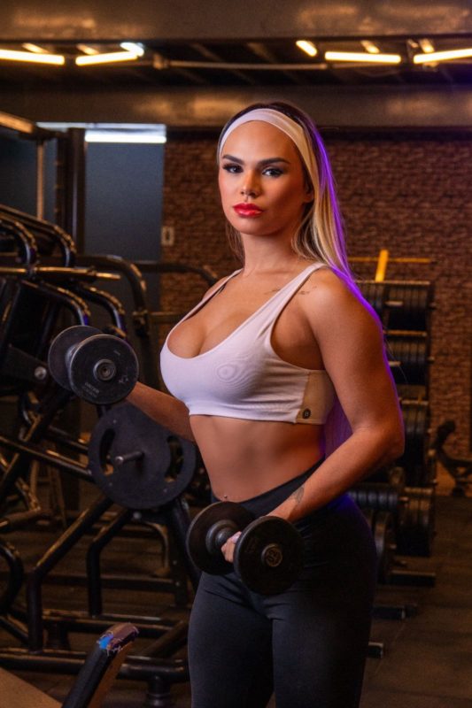 Marcela Araujo 30