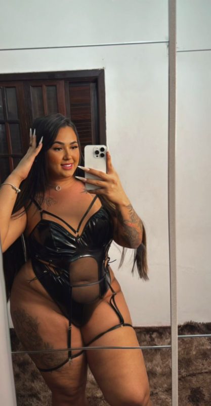 Allana Martins 4