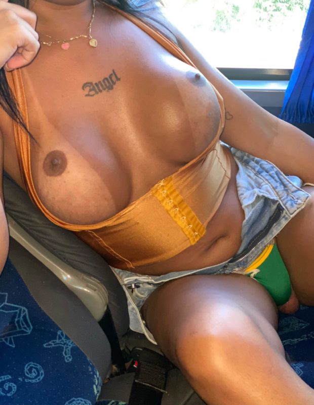 Gabrielly Putona 25