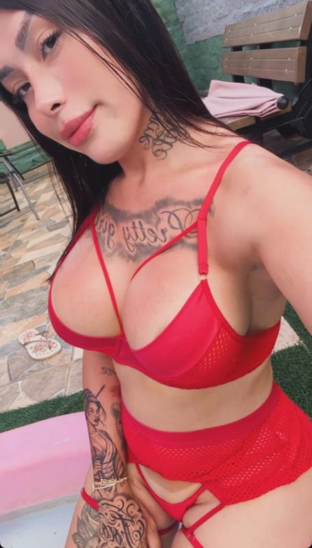 Maria Eduarda 35