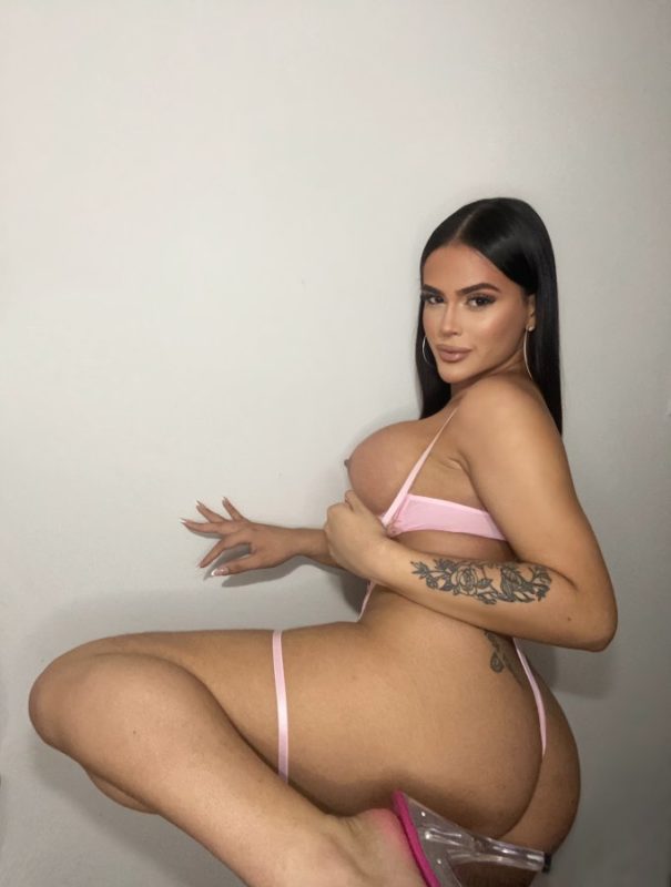 Gaby Ferreira 65