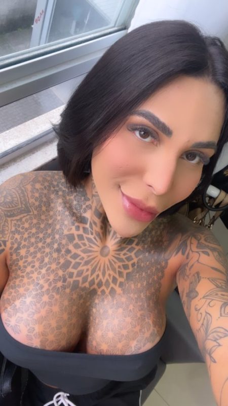 Bianca Oliver 78