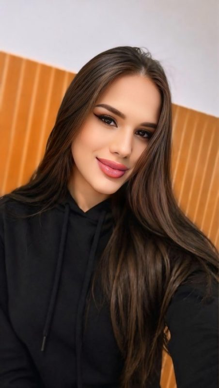 Hayra Vilar 40