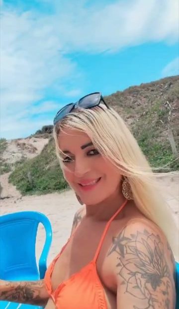 Kelly Alessandra 1