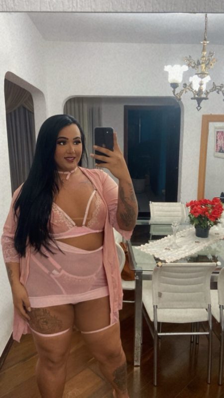 Allana Martins 102