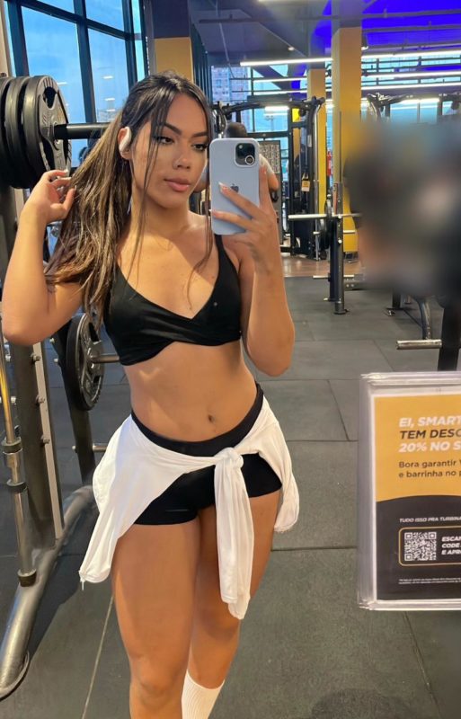 Lay Andrade 3