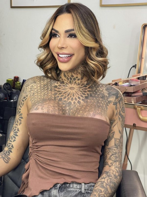 Bianca Oliver 24