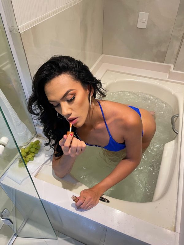 Larissa Dotada 15