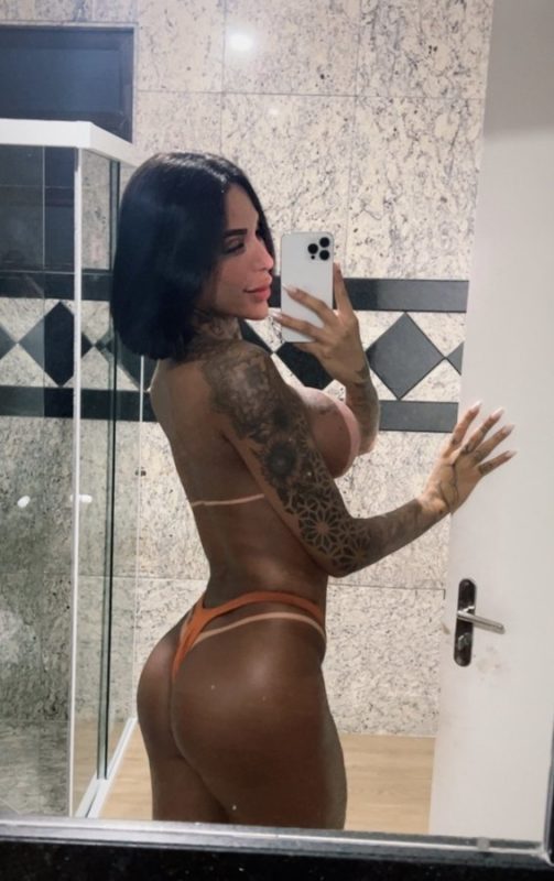 Bianca Oliver 90