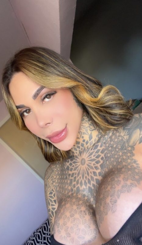 Bianca Oliver 4
