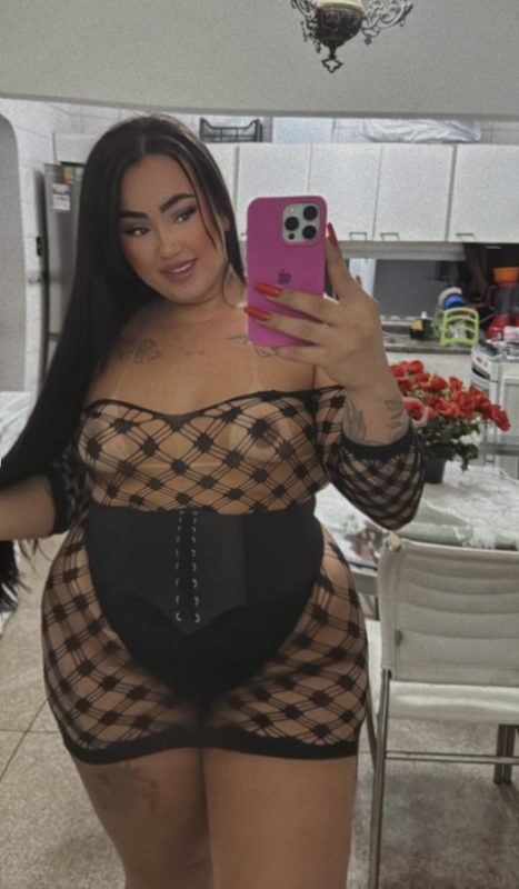 Allana Martins 51