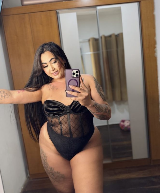 Allana Martins 45