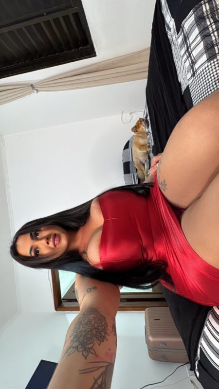Allana Martins 28