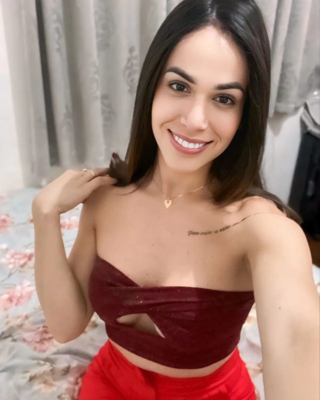 Stella Alves 33