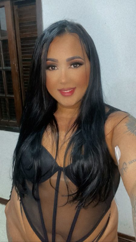 Allana Martins 76