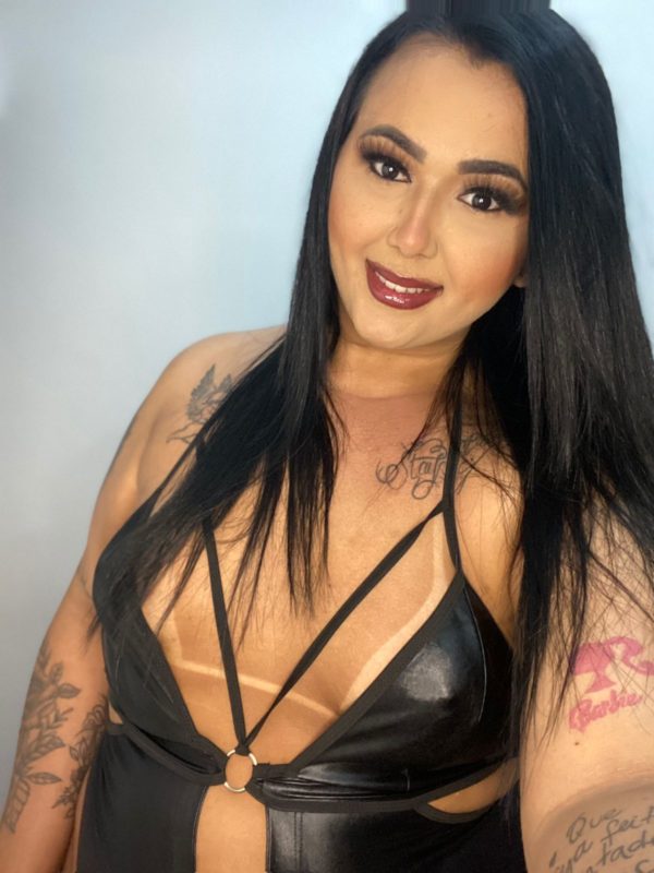 Allana Martins 66