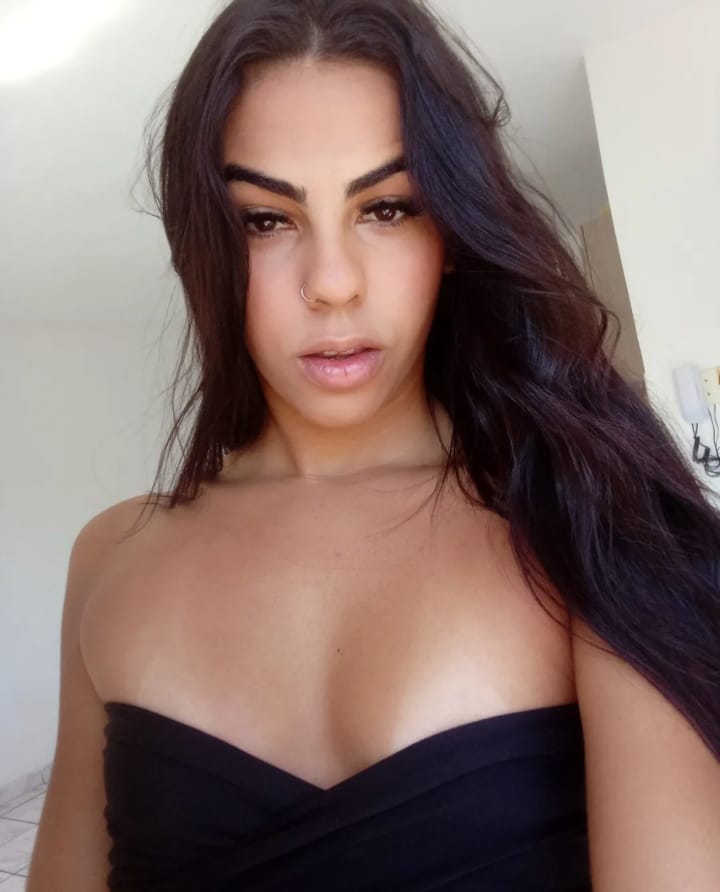 Júlia Andrade 24