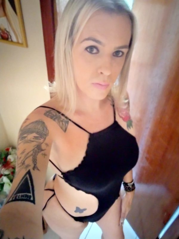 Renata Vougue 1