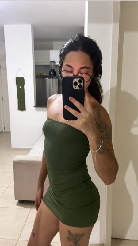 Larissa Albuquerque 26