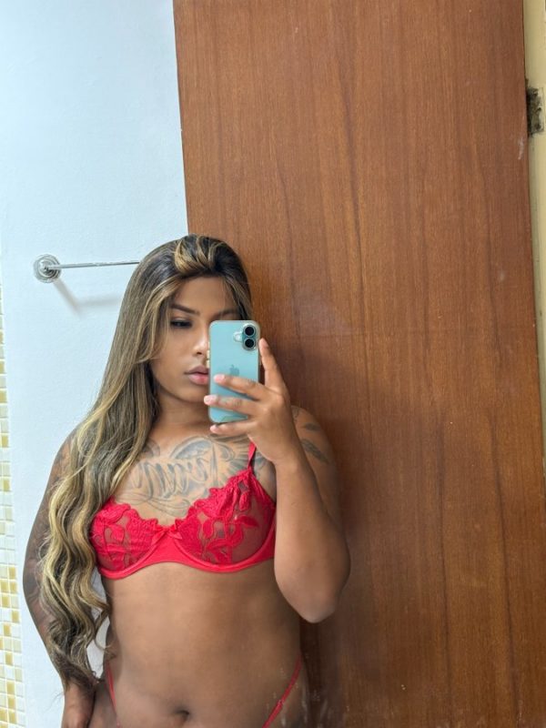 Kayla Maitte 8