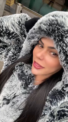 Ayla Lopes 25