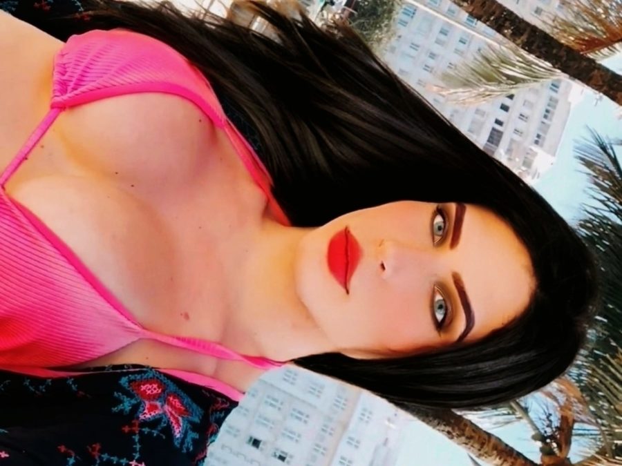 Trans Super Hot
