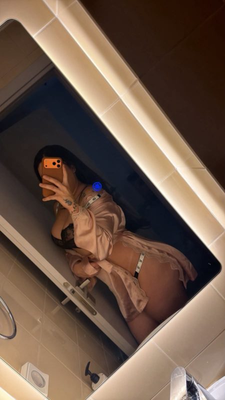 Ayla Lopes 21
