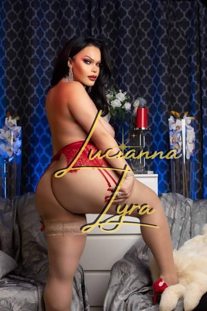 Lucianna Lyra 25