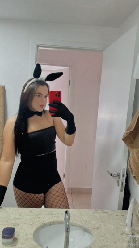 Larissa Ribeiro 9