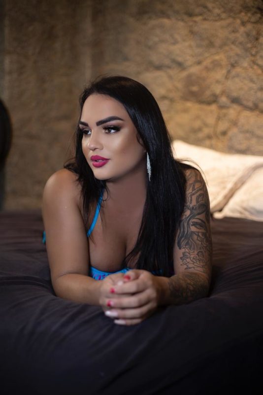 Emilly Portela 22