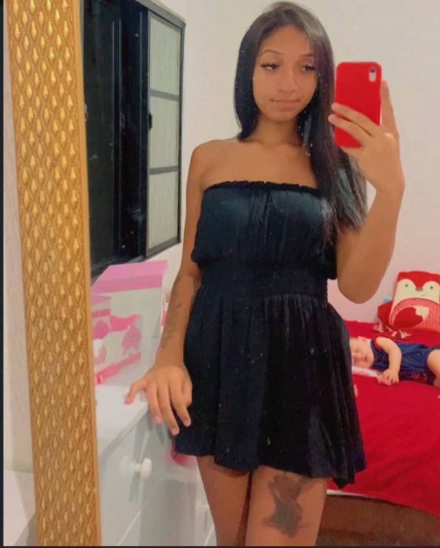 Nicolly Fernandes 43