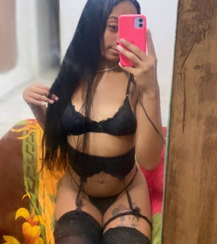 Nicolly Fernandes 24