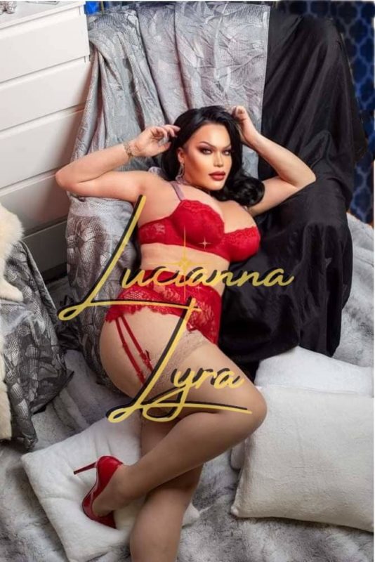 Lucianna Lyra 16