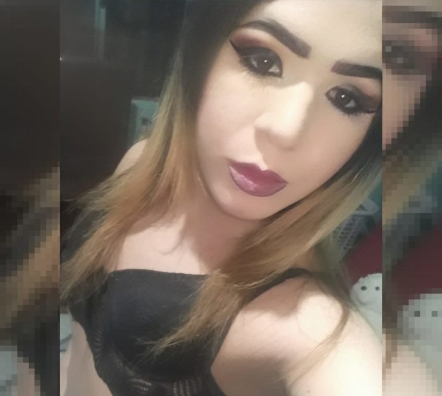 Carla Vicktorya 47
