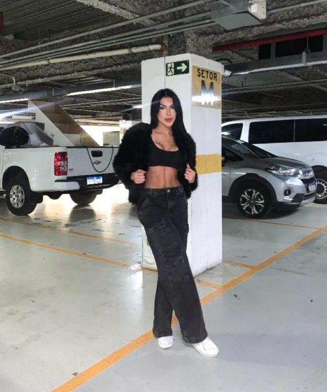 Luna Xavier 4