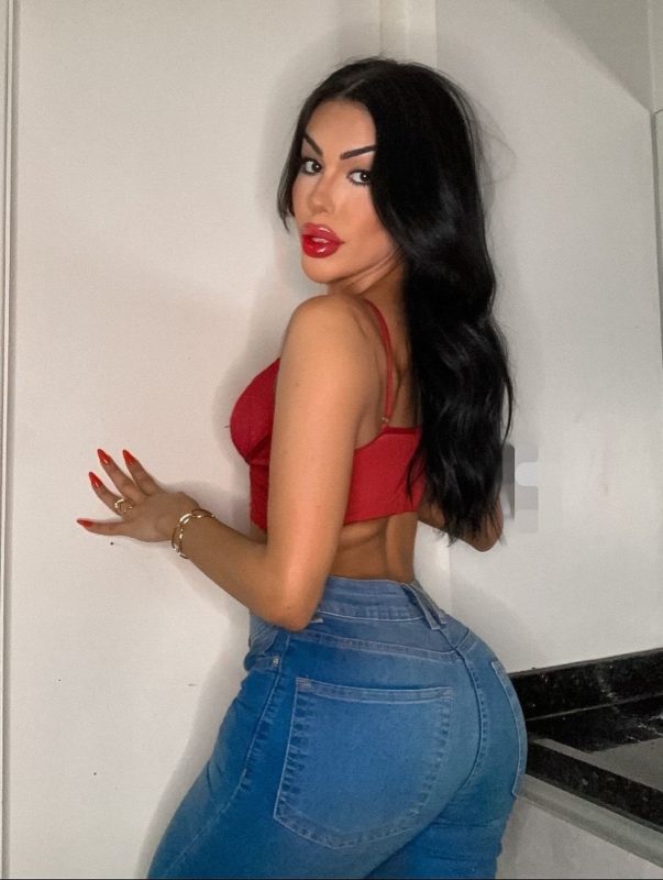 Luna Xavier 15