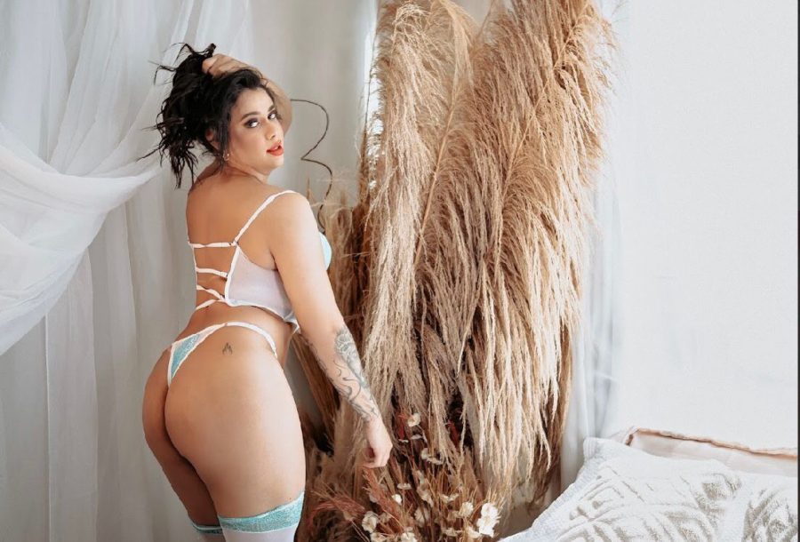 Polly Cavalona 4