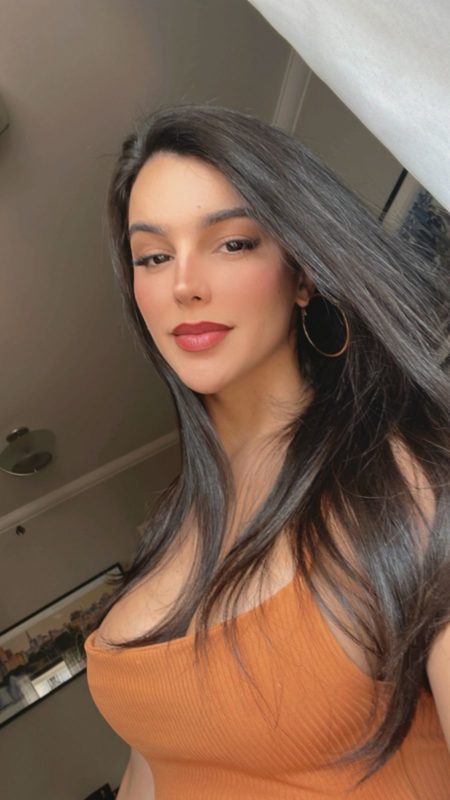 Lara Lasmar 8