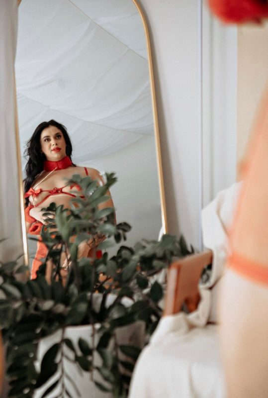 Polly Cavalona 10